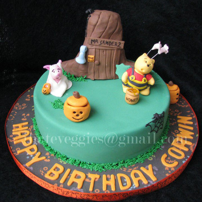 Winnie The Pooh Halloween Cake Winnie The Pooh Halloween Cake