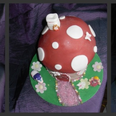 Toadstool Cake Toadstool Cake