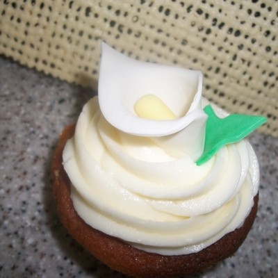 Calla Lily Cupcake Calla Lily Cupcake