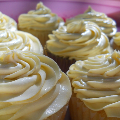 Lemon Cupcakes With Buttercream Frosting on Cake Central