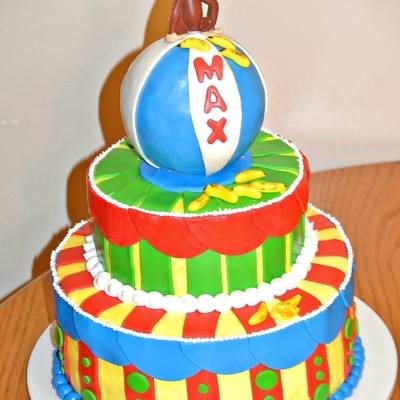 Curious George Themed Cake Curious George Themed Cake