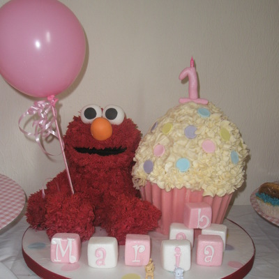 3D Elmo With A Giant Rainbow Cupcake For My Beautiful Granddaughters 1St Birthday 3D Elmo With A Giant Rainbow Cupcake For My Beautiful Granddaughters 1St Birthday