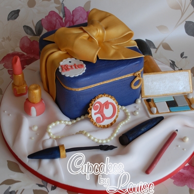 Make Up Bag Cake Make Up Bag Cake