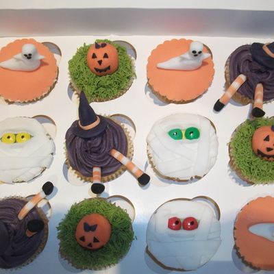 I Made These For A Cake Sale At A Pensioners Care Home And They Went Down Really Well They Are Inspired From Multiple People On Cc So Thank... I Made These For A Cake Sale At A Pensioners Care Home And They Went Down Really Well They Are Inspired From Multiple People On Cc So Thank...