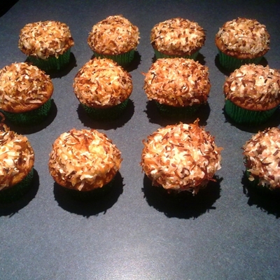 Pina Colada Cupcakes Pina Colada Cupcakes