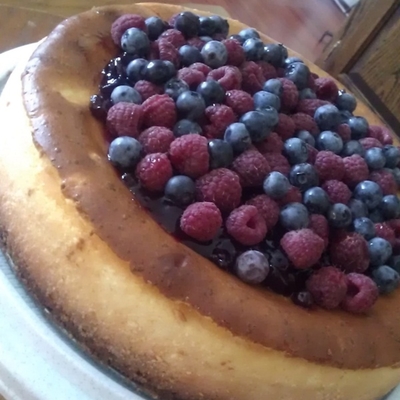 Birthday Baked Cheesecake With Fresh Berries Birthday Baked Cheesecake With Fresh Berries