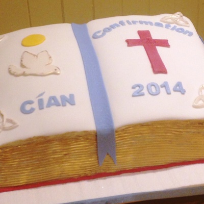 Cían's Confirmation Cake Cían's Confirmation Cake