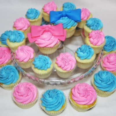 Gender Reveal Party Cupcakes- Bows And Bow Ties on Cake Central