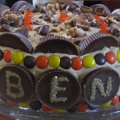 Reeses Peanut Butter Cake! Reeses Peanut Butter Cake!
