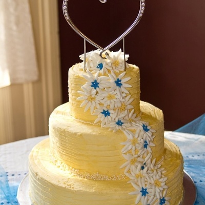 So This Is My Very First Wedding Cake That I Have Ever Made I Am Very Proud Of This Cake It Took Me 12 Hours To Make This Cake But In So This Is My Very First Wedding Cake That I Have Ever Made I Am Very Proud Of This Cake It Took Me 12 Hours To Make This Cake But In