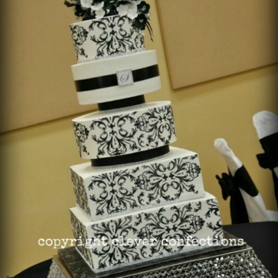 Black & White Damask Wedding Cake