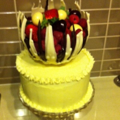 White Choc Mud Cake With Choc Fruit Filled Bowl White Choc Mud Cake With Choc Fruit Filled Bowl