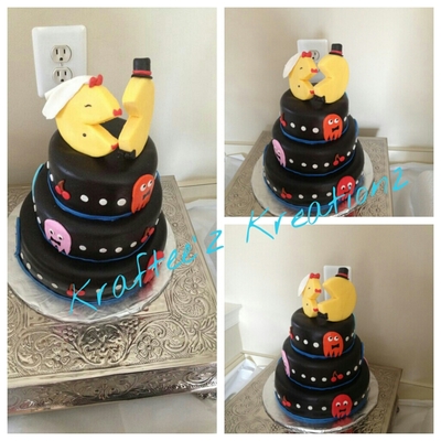 This Is My First Wedding Cake It Is A Mr Amp Mrs Pacman Wedding Cake It Is Covered In Fondant And The Toppers Are Made Of Fondant As We