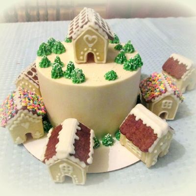 This Is A Cake I Made For My Family At Christmas So Everyone Could Have A Slice Of Cake And A Cookie House Vanilla Cake With Raspberry Smb... This Is A Cake I Made For My Family At Christmas So Everyone Could Have A Slice Of Cake And A Cookie House Vanilla Cake With Raspberry Smb...