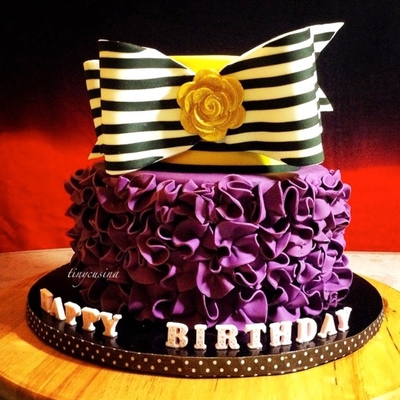 For My Niece Turning 17 Years Old I Had Leftover Fondant So I Used The Leftover Ones To Mold Her Name And Placed It At The Back Of The Cake... For My Niece Turning 17 Years Old I Had Leftover Fondant So I Used The Leftover Ones To Mold Her Name And Placed It At The Back Of The Cake...