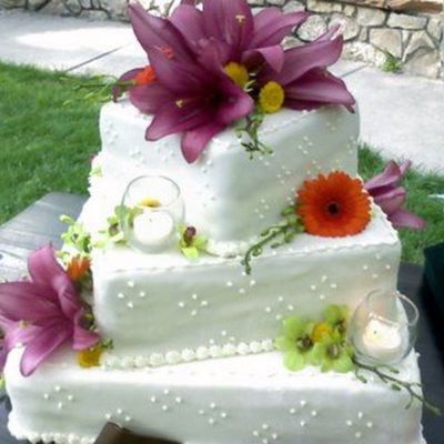Square Spiral Stacked Wedding Cake Square Spiral Stacked Wedding Cake