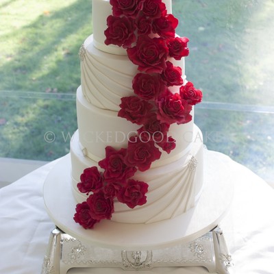 This Was A Recent Wedding Cake Which Was Originally Meant To Be Plain With The Roses But After Seeing Photos Of The Brides Dress I Suggest... This Was A Recent Wedding Cake Which Was Originally Meant To Be Plain With The Roses But After Seeing Photos Of The Brides Dress I Suggest...