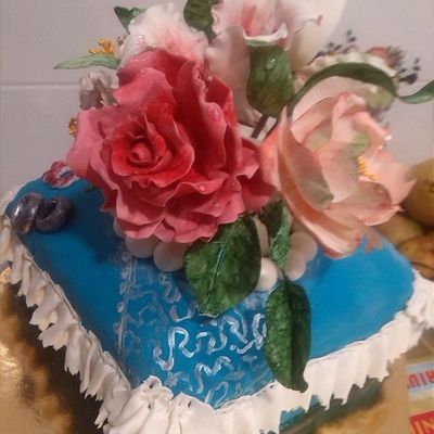 Pillow Wedding Cake With Flowers Pillow Wedding Cake With Flowers