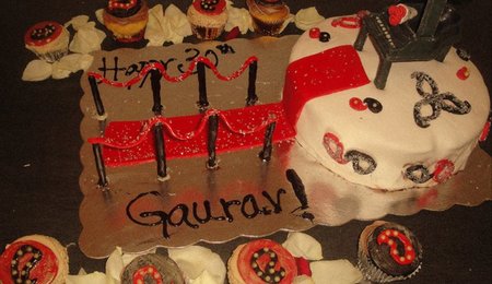 Gala Artis Cake - CakeCentral.com