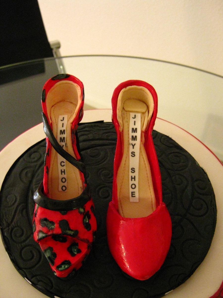 Gumpaste Shoe Topper on Cake Central Gumpaste Shoe Topper on Cake Central