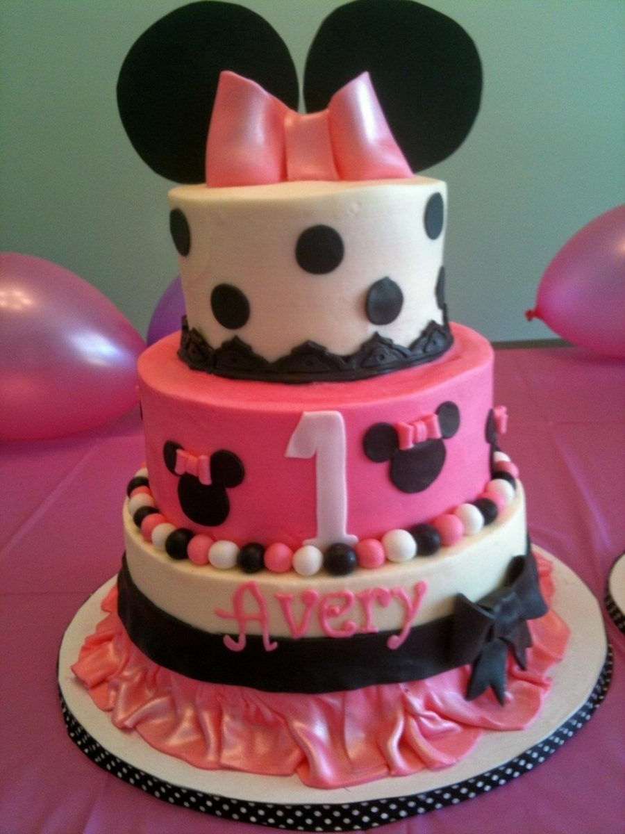 Fondant Mini Mouse Ruffle Cake Fondant Mini Mouse Ruffle Cake