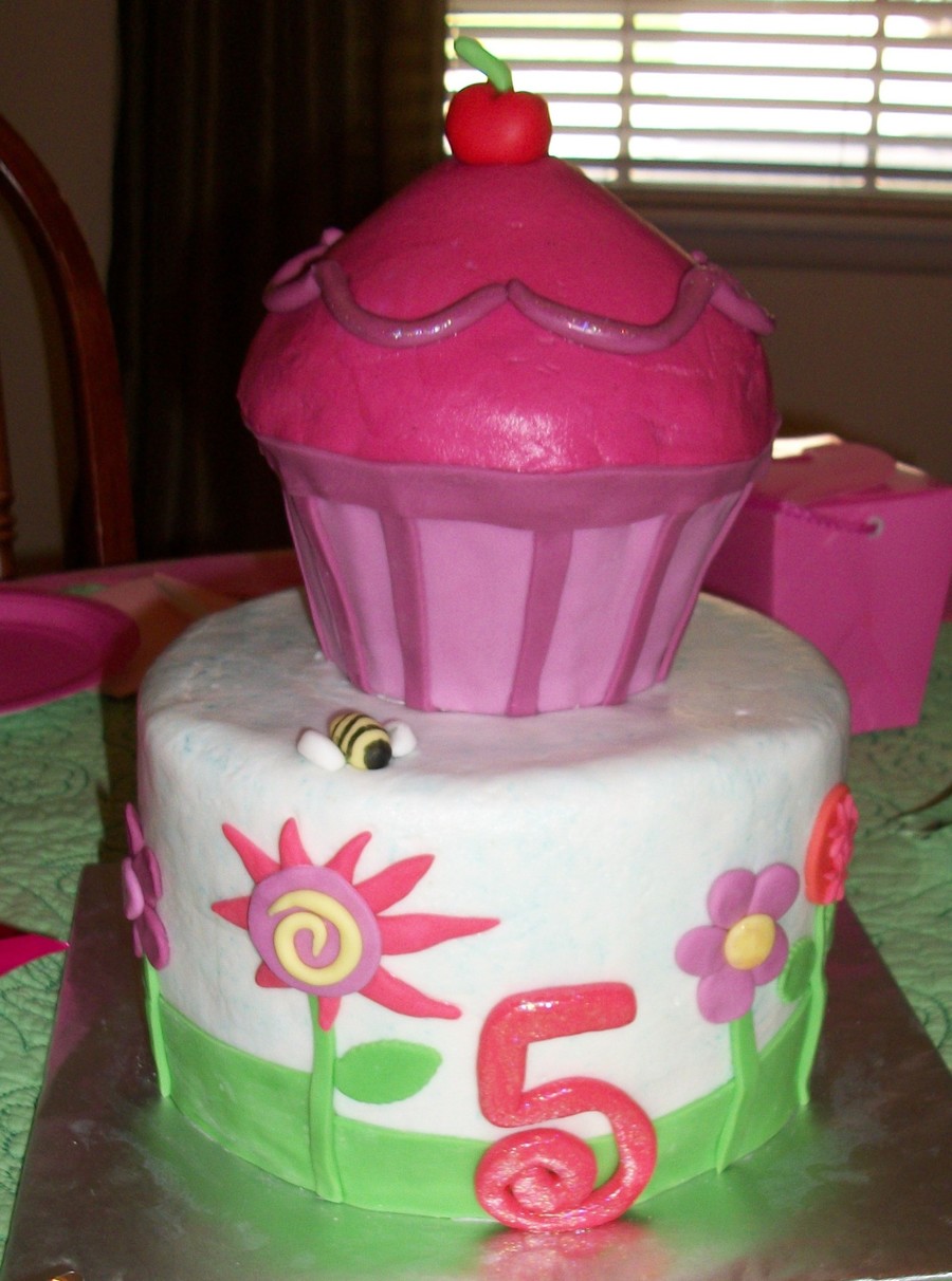 Pinkalicious Cake on Cake Central Pinkalicious Cake on Cake Central