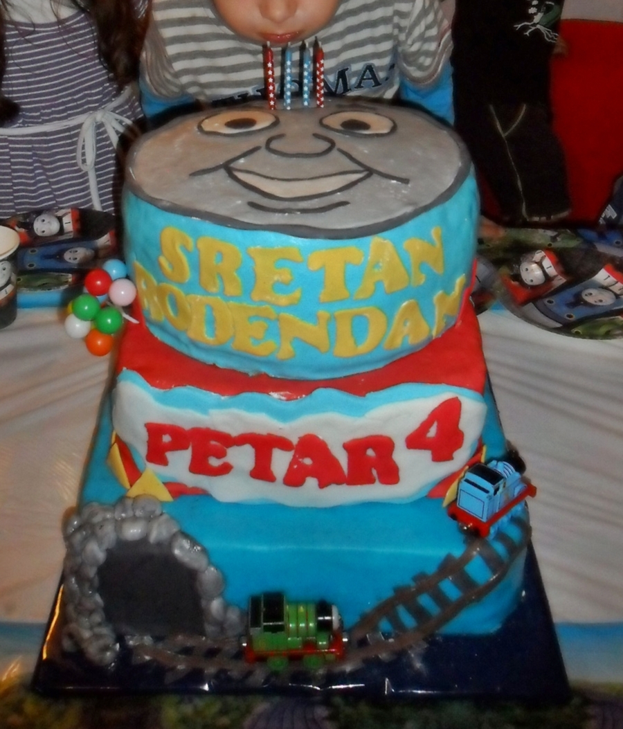 Thomas And Friends Cake CakeCentral