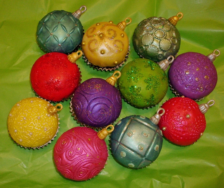 Ornament Cupcakes on Cake Central Ornament Cupcakes on Cake Central