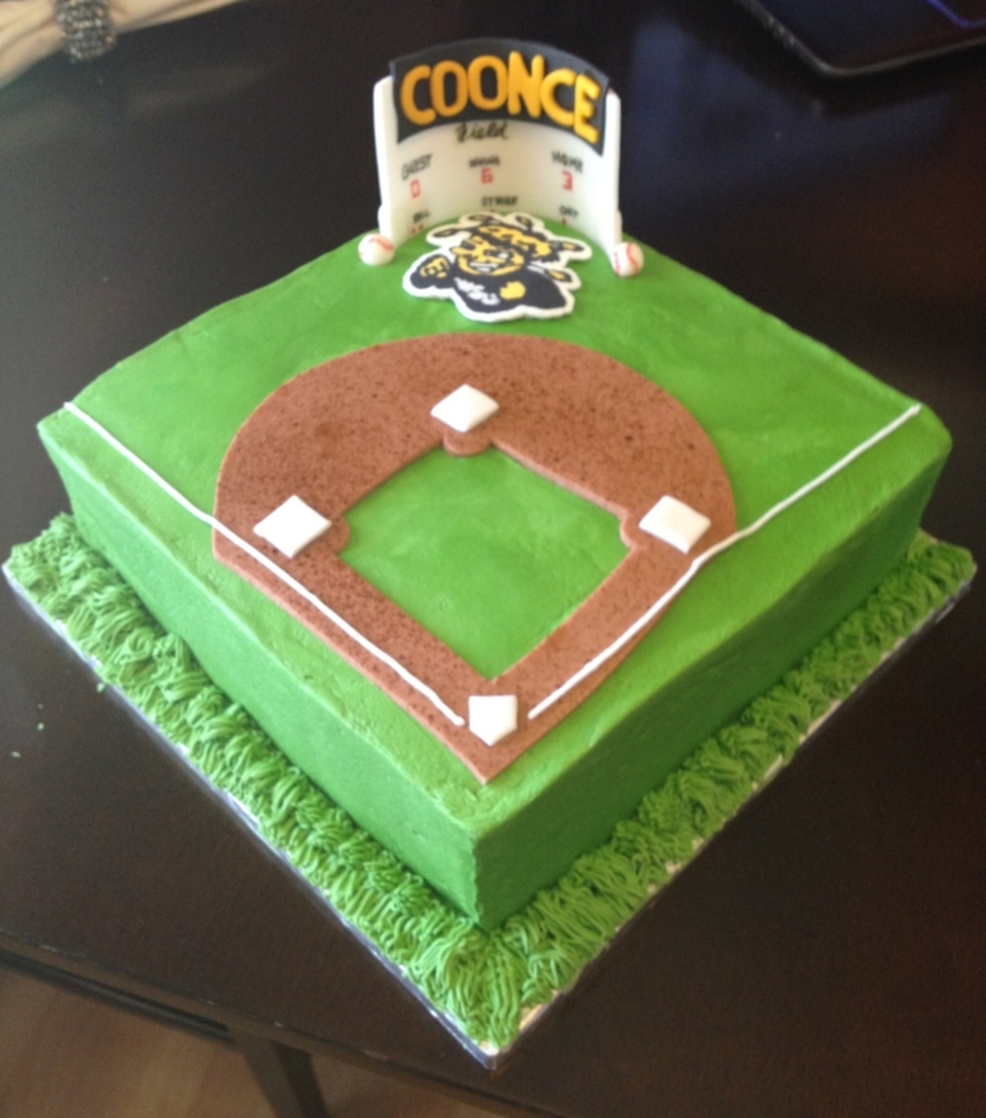 Baseball Field - CakeCentral.com