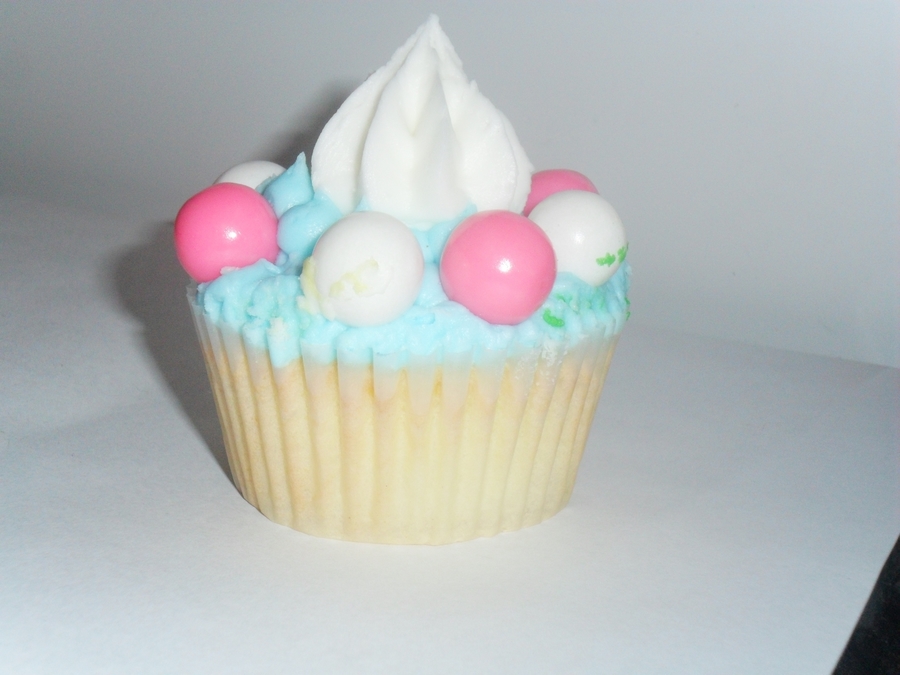 My First Cupcake on Cake Central My First Cupcake on Cake Central