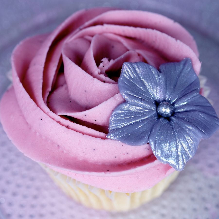 Rose Swirl Cupcake on Cake Central Rose Swirl Cupcake on Cake Central