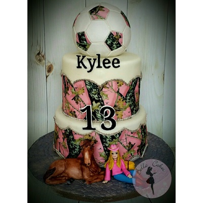 Mossy Oak , Soccer Theme Birthday Cake