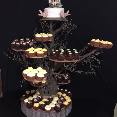 Cupcake Wedding Tree Cupcake Wedding Tree