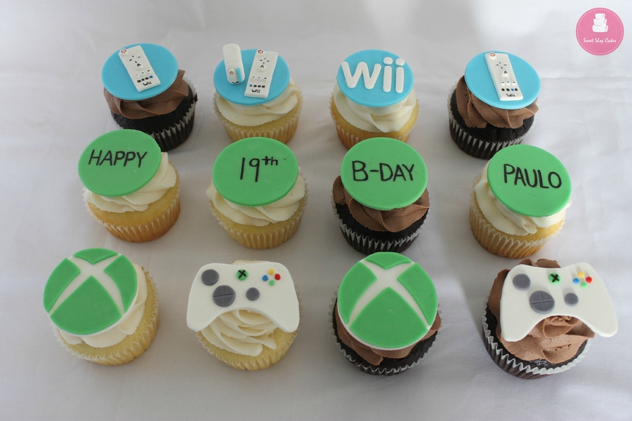 OV8Xyabr66-xbox-and-wii-cupcakes_900.jpg
