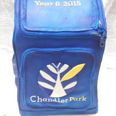 Year 6 Graduation Cake - School Bag Year 6 Graduation Cake - School Bag