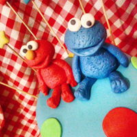 Elmo Cookie Monster Sesame Street Cake Guatemala Plaza Sesamo Sesame street ♥ Elmo cakePara tus pasteles de diseño de @labarradulce más de 28 opciones de masas para...