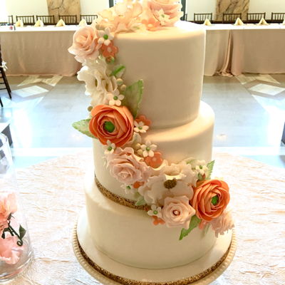 Wedding Cake With Coral Flowers Wedding Cake With Coral Flowers