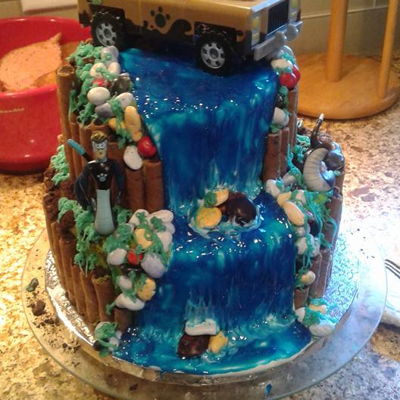 Waterfall Cake (Wild Kratts Theme) Waterfall Cake (Wild Kratts Theme)