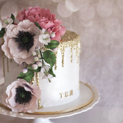 Furry Golden Drip Cake Furry Golden Drip Cake