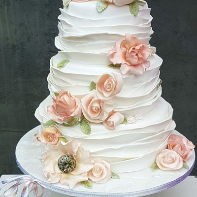 Ruffles And Roses Weddingcake Ruffles And Roses Weddingcake