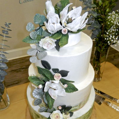 Sage Green And Gold Wedding Cake With Magnolias And Silver Dollar Greenery Sage Green And Gold Wedding Cake With Magnolias And Silver Dollar Greenery