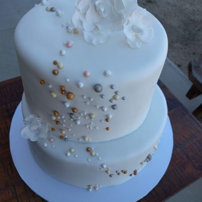 Pearl Casacade Cake Pearl Casacade Cake