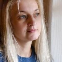 Cake Decorator Rositsa Lipovan