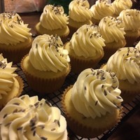 Cake Decorator t.glam