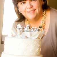 Cake Decorator mommiespoppies