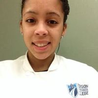 Cake Decorator Khandra