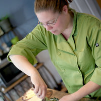 Cake Decorator 2ndGenerationCakeDesign