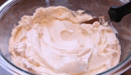 Swiss Meringue Buttercream Recipe (SMBC)