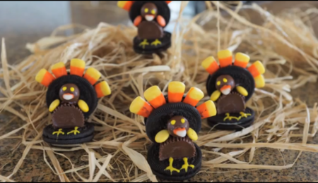 Fondant Turkey Topper {For Cakes & Cupcakes) - CakeWhiz