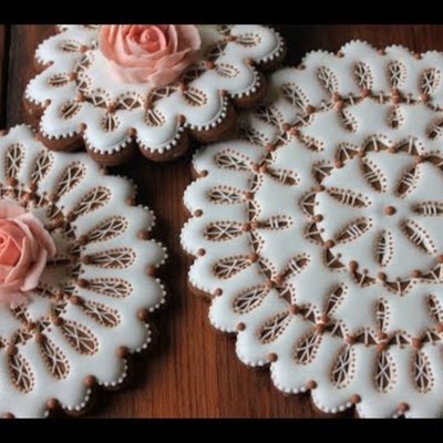 How to Make Eyelet Lace Doily Cookies on Cake Central